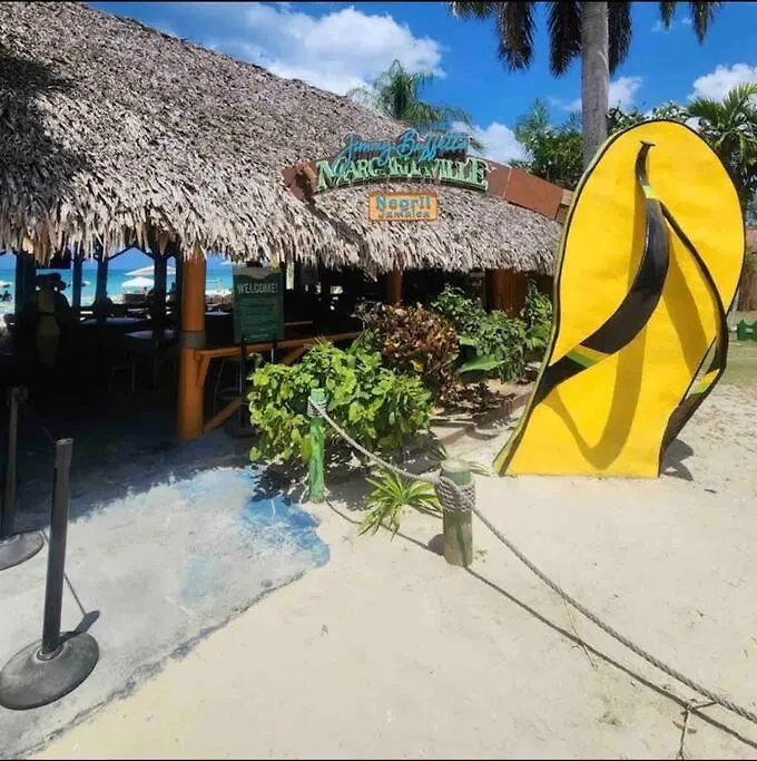 Lemonade Villa Negril 0*,  Jamaica