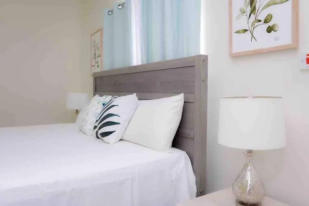 Lemonade Villa Negril Holiday home